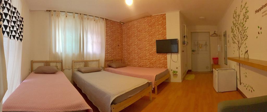 Egg Guesthouse Korea Сеул Экстерьер фото